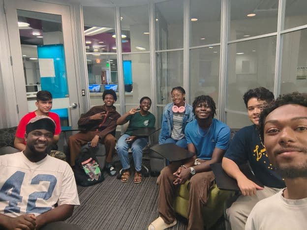 YEF Orlando Looks Toward a New Week of Campus Mission with Continued Study of Romans